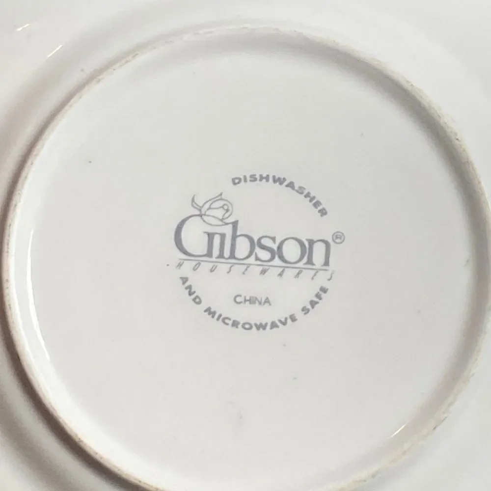 Gibson Green & Red Apple Decorative Plate